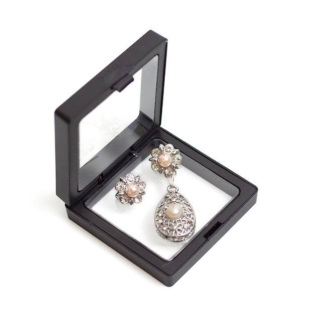 Tanjung Oasis Sabah Freshwater Pearl Brooch Secondary image